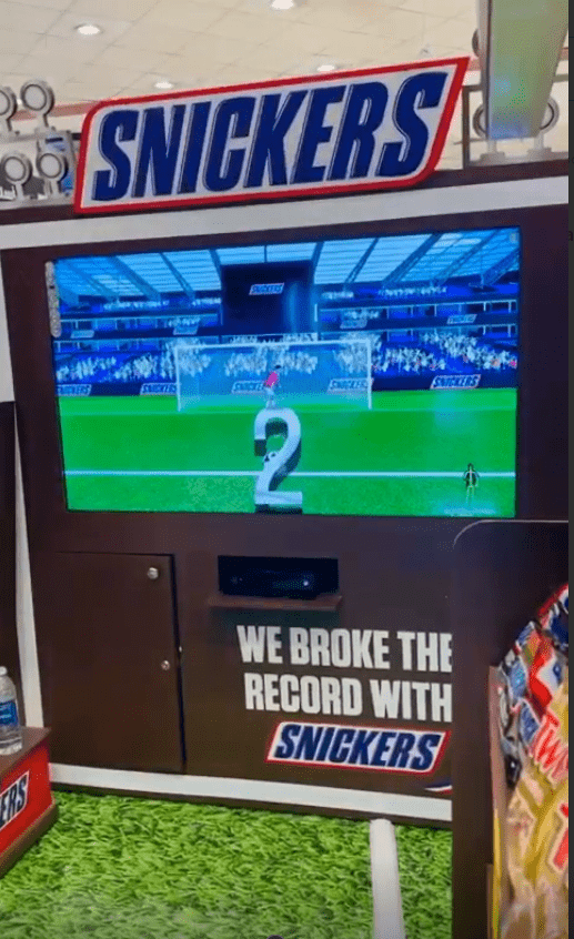 Gamified Brand Engagement: Snickers Interactive Penalty Shootout — pic-2-6